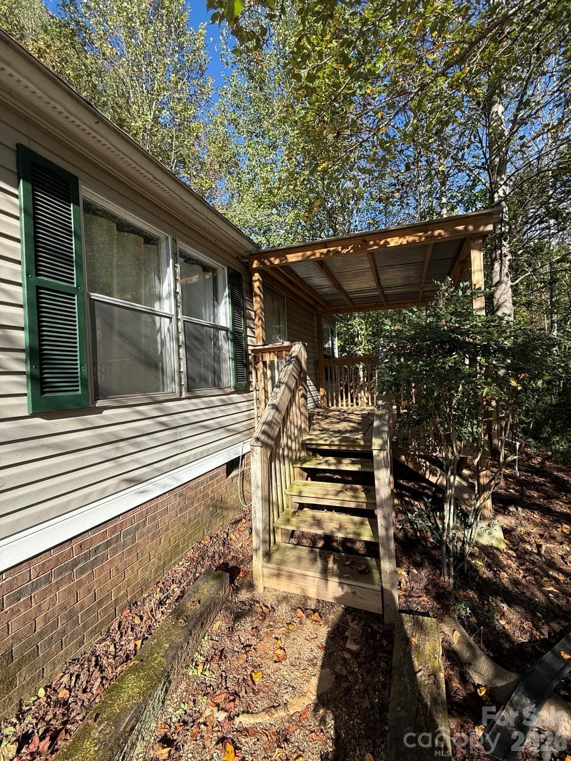 Front - 1516 Abington Road, Lenoir