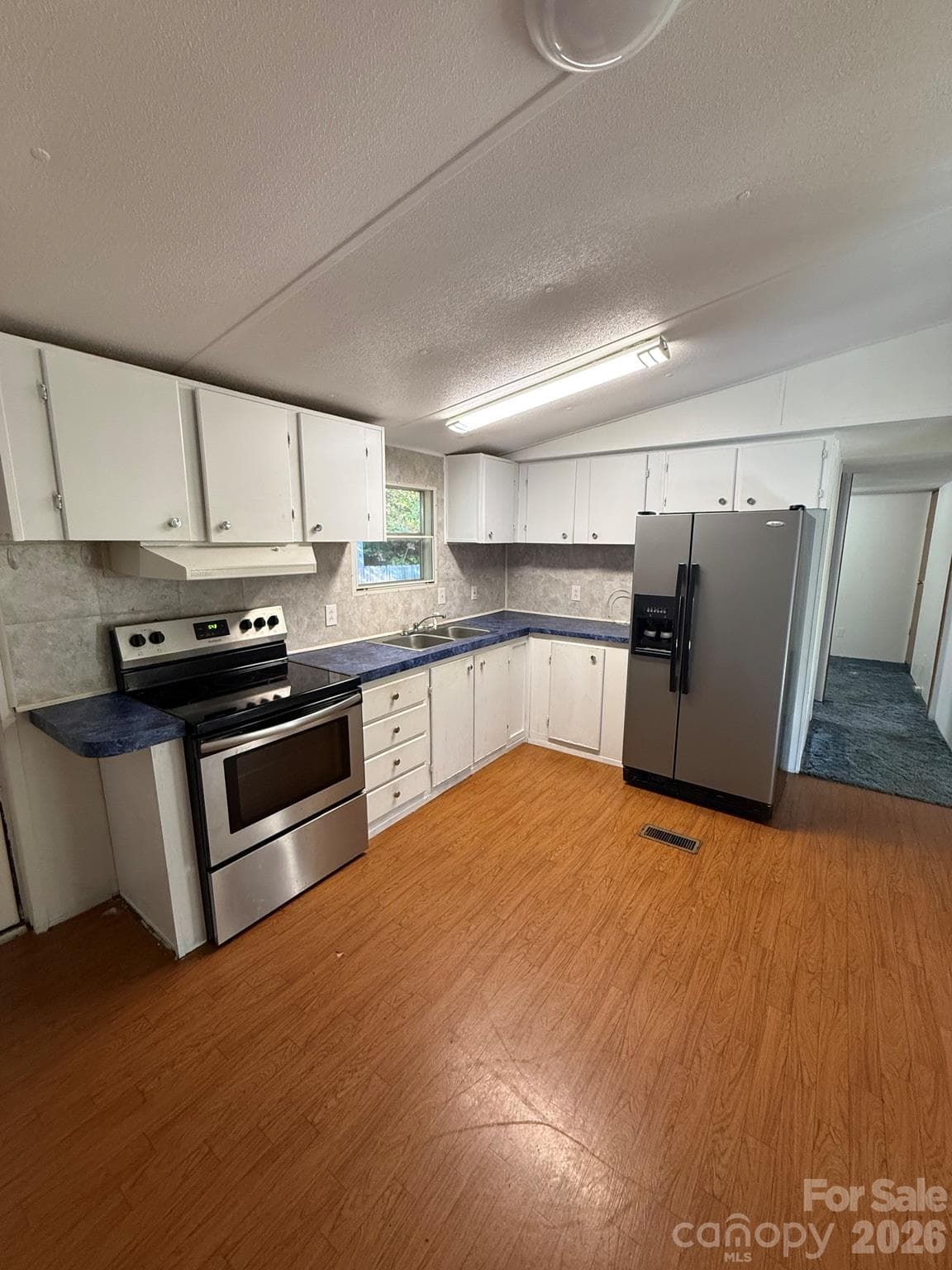 Kitchen - 1516 Abington Road, Lenoir