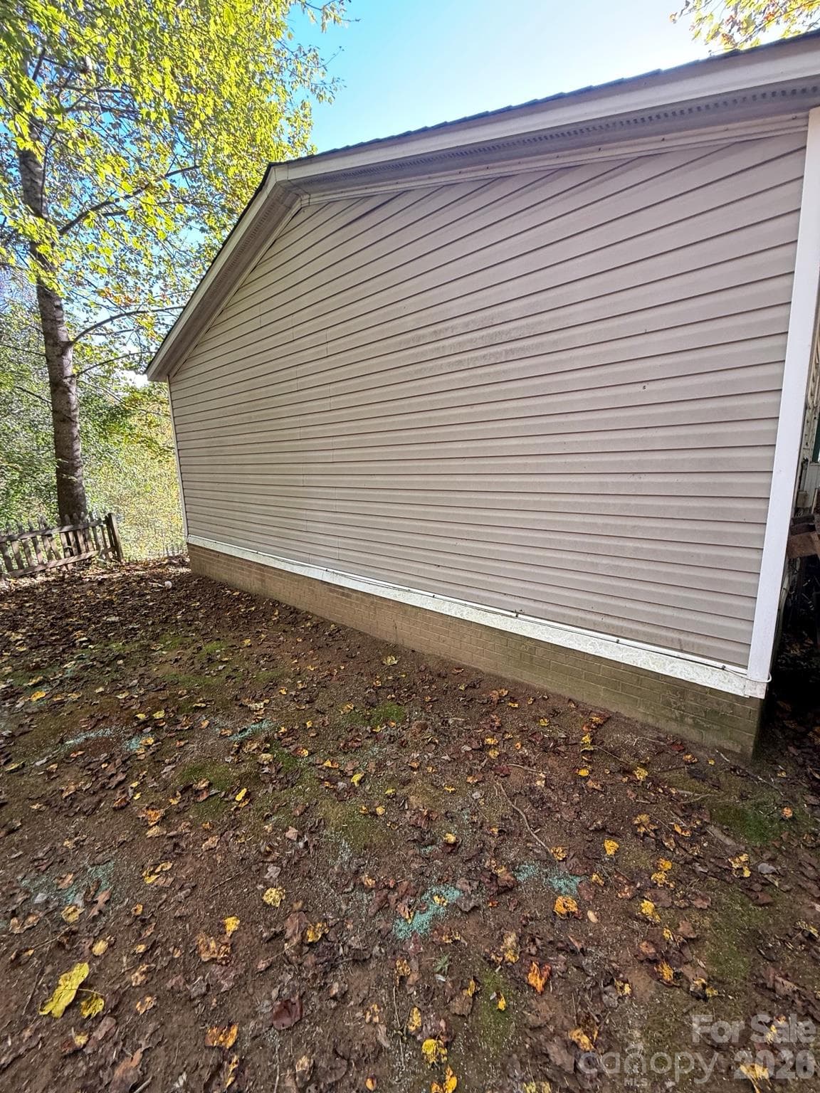 Side - 1516 Abington Road, Lenoir