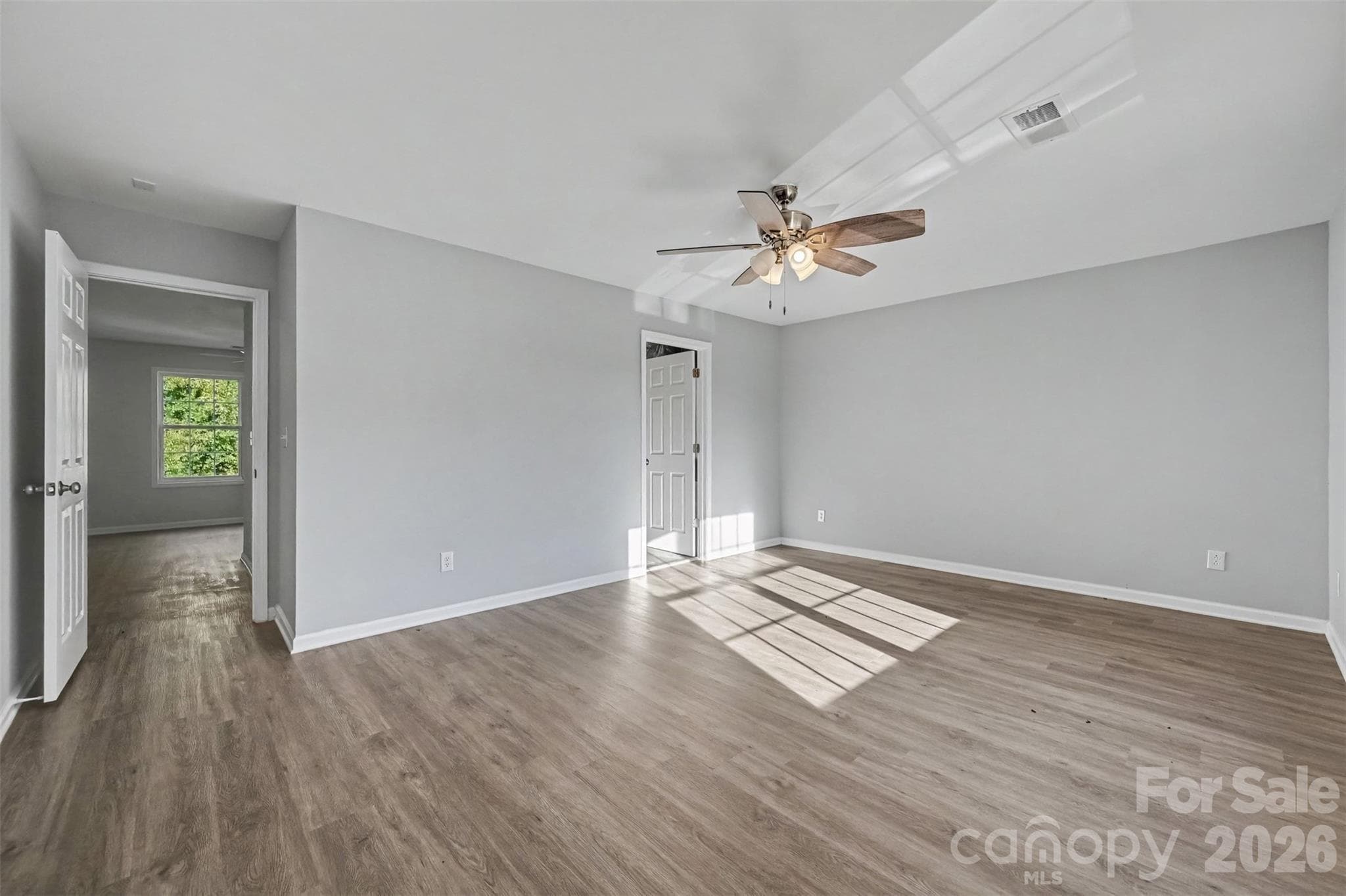 Single Family Residence at 2920 Teton Drive, Gastonia, photo 5 of 24