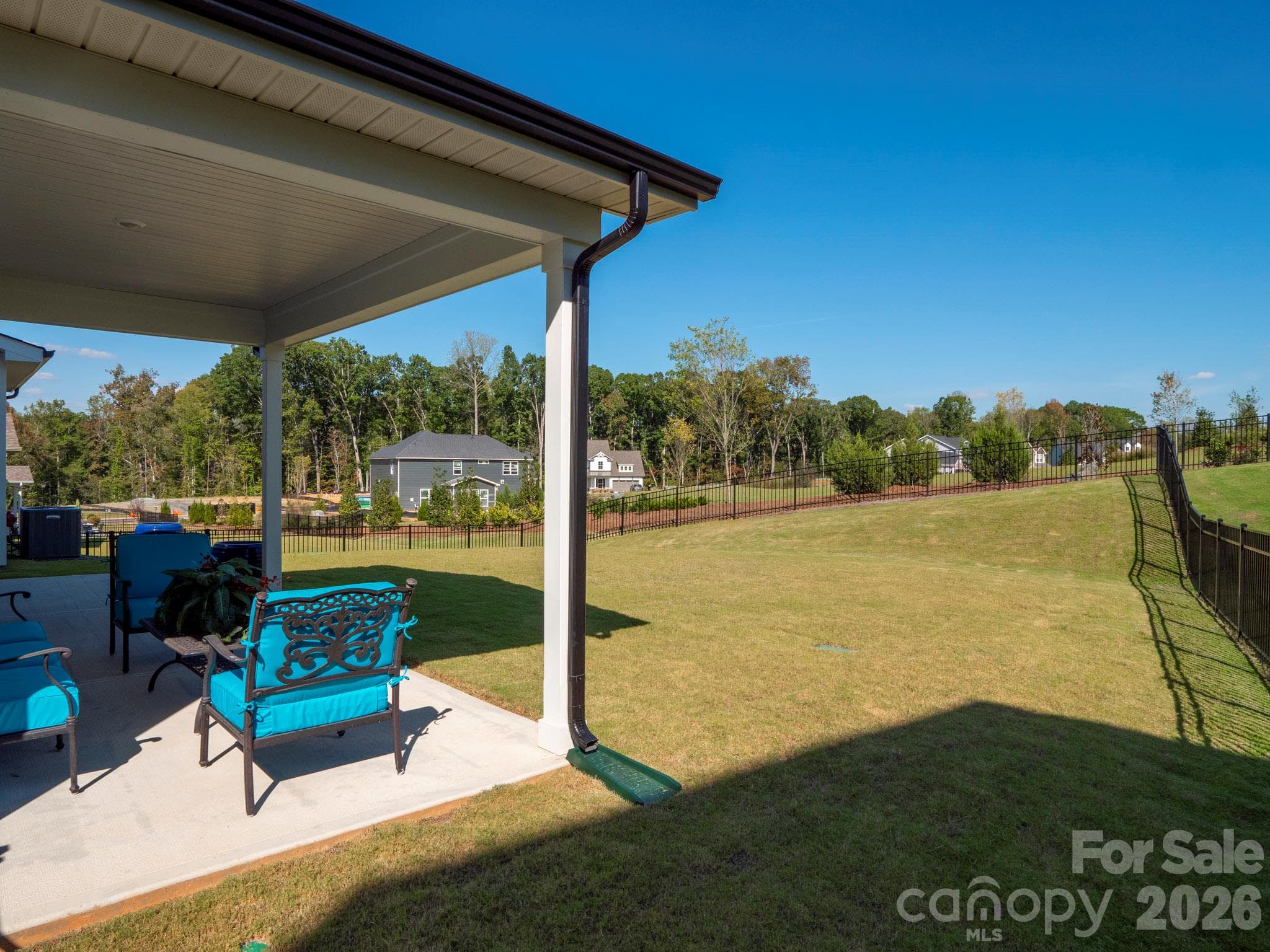 Single Family Residence at 2023 Waxhaw Crossing Drive, Waxhaw, photo 42 of 46
