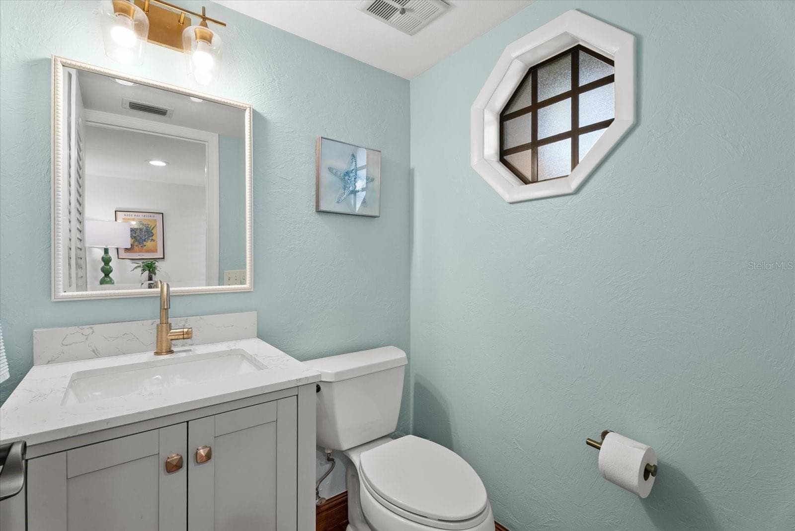 Condominium at 1423 LANDINGS PL #59, SARASOTA, photo 9 of 44
