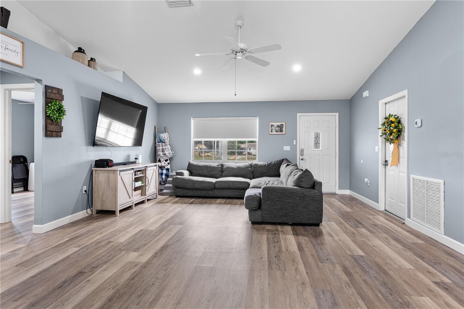 Single Family Residence at 1420 HIAWATHA AVE, SEBRING, photo 18 of 42