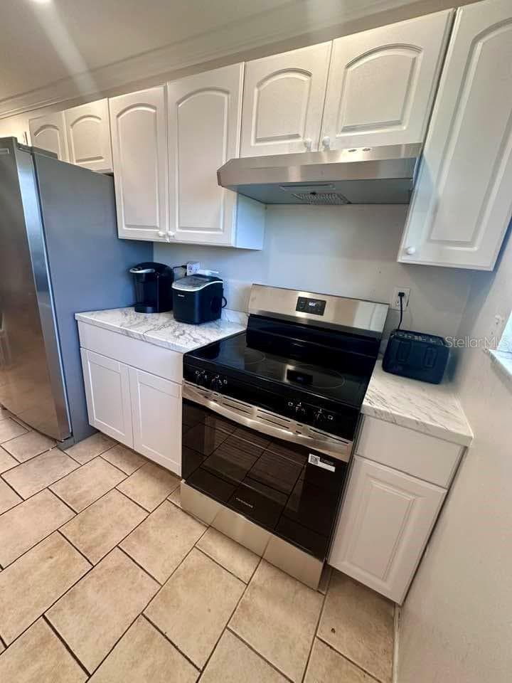 Condominium at 2948 CLARK RD #224, SARASOTA, photo 6 of 24