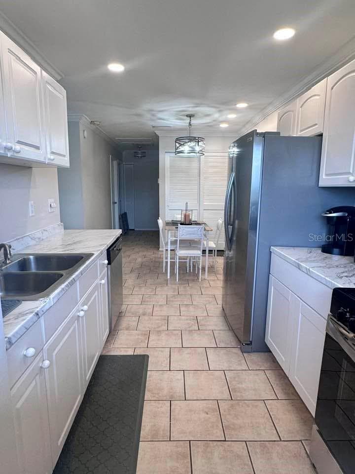 Condominium at 2948 CLARK RD #224, SARASOTA, photo 8 of 24