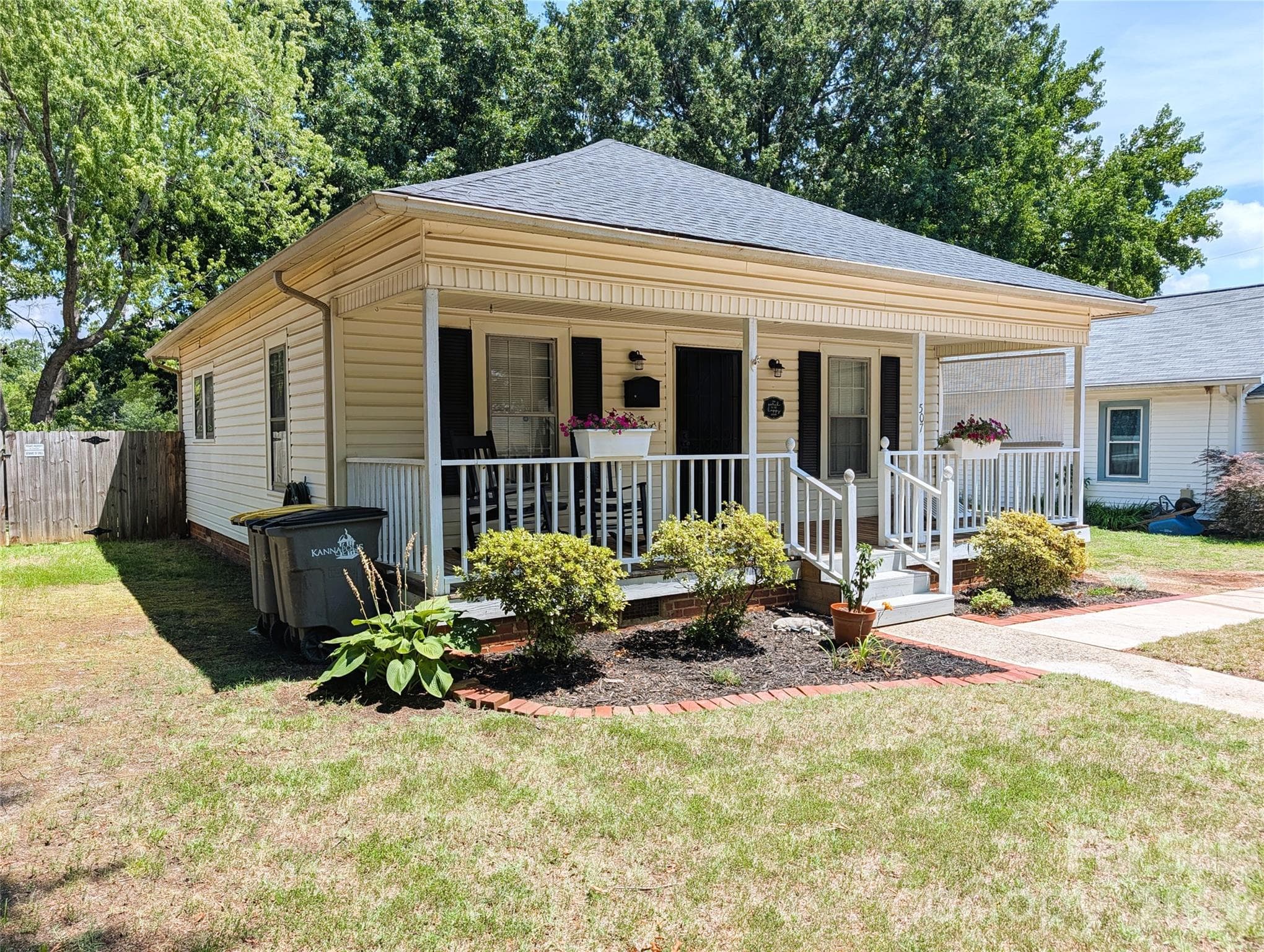 Single Family Residence at Kannapolis, photo 6 of 43
