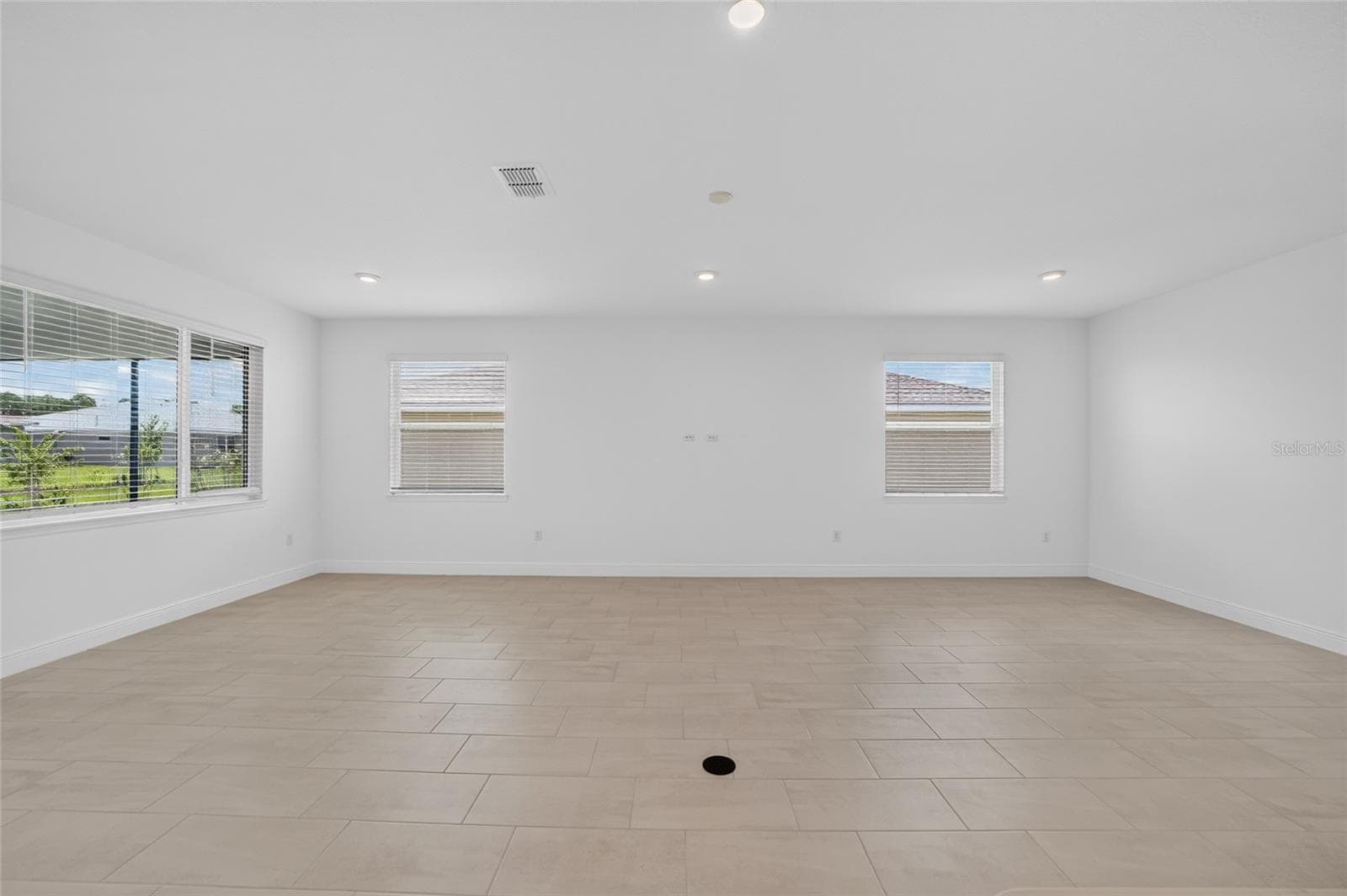 Single Family Residence at 10359 SW 107TH AVE, OCALA, photo 14 of 42
