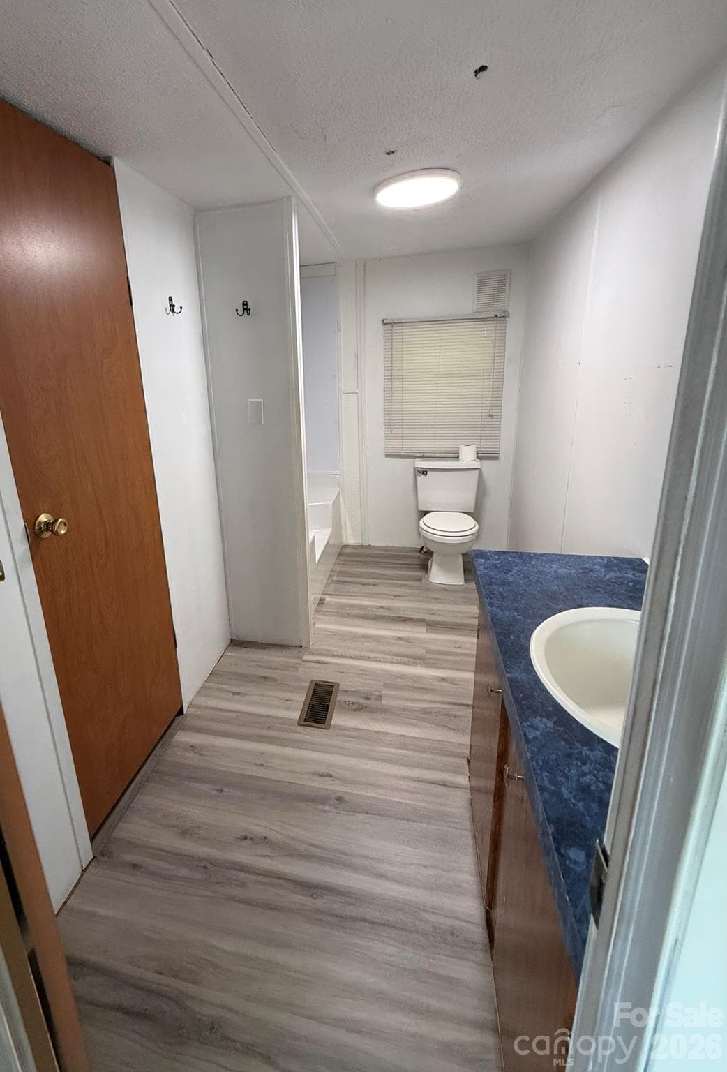Primary Bath - 1516 Abington Road, Lenoir
