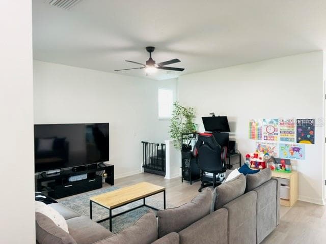 Single Family Residence at 3343 KALEIGH CT, ST CLOUD, photo 4 of 24