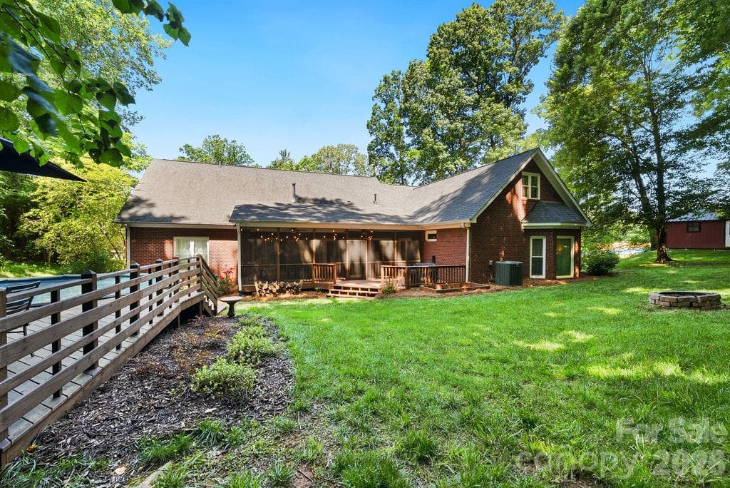 Single Family Residence at 10846 Tyler Brook Lane, Mint Hill, photo 32 of 32