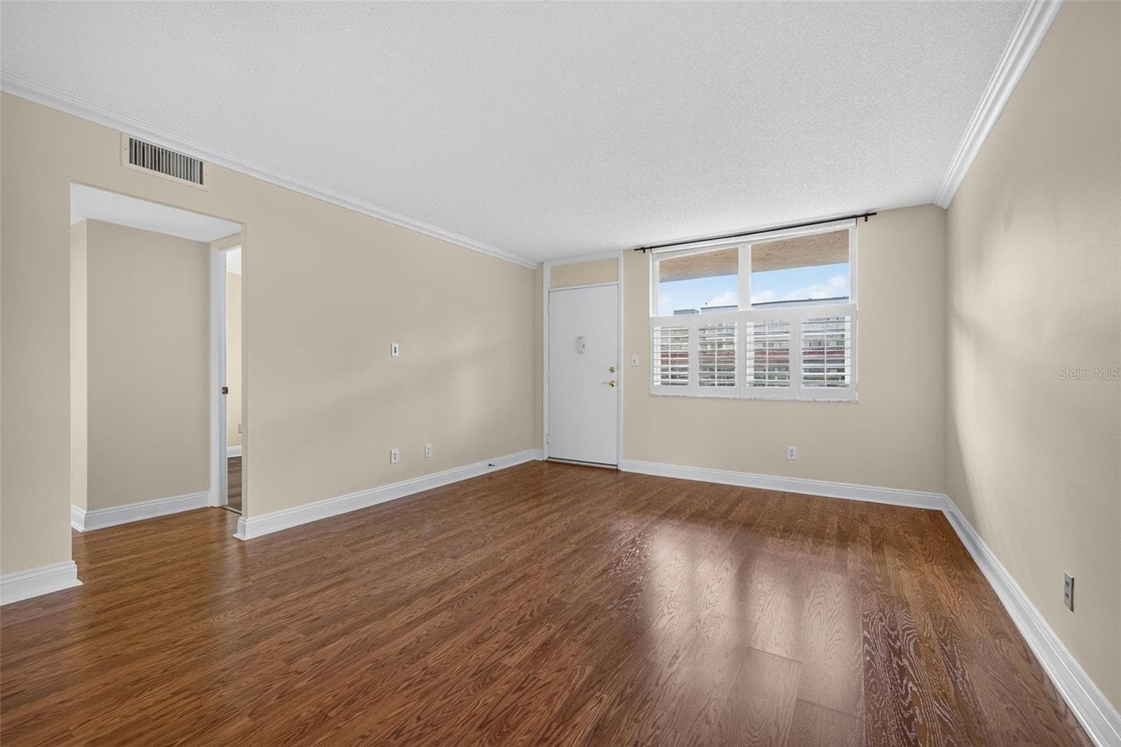 Condominium at 4915 BAY ST NE #124, ST PETERSBURG, photo 4 of 23