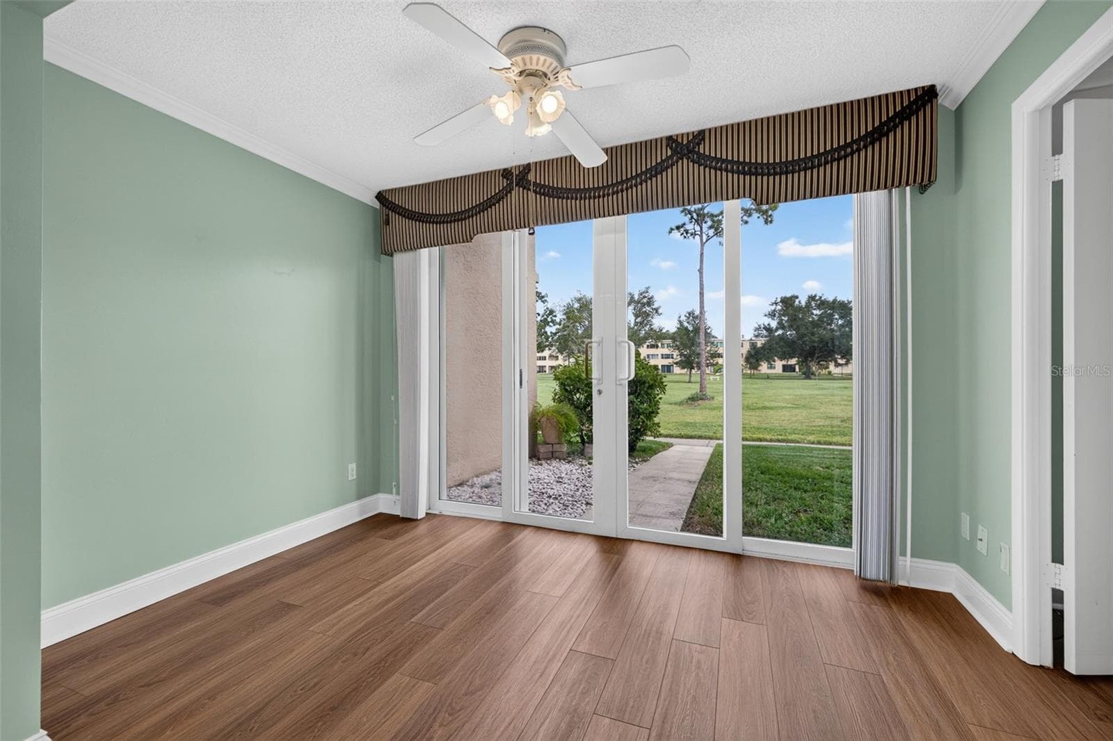 Condominium at 4915 BAY ST NE #124, ST PETERSBURG, photo 10 of 23