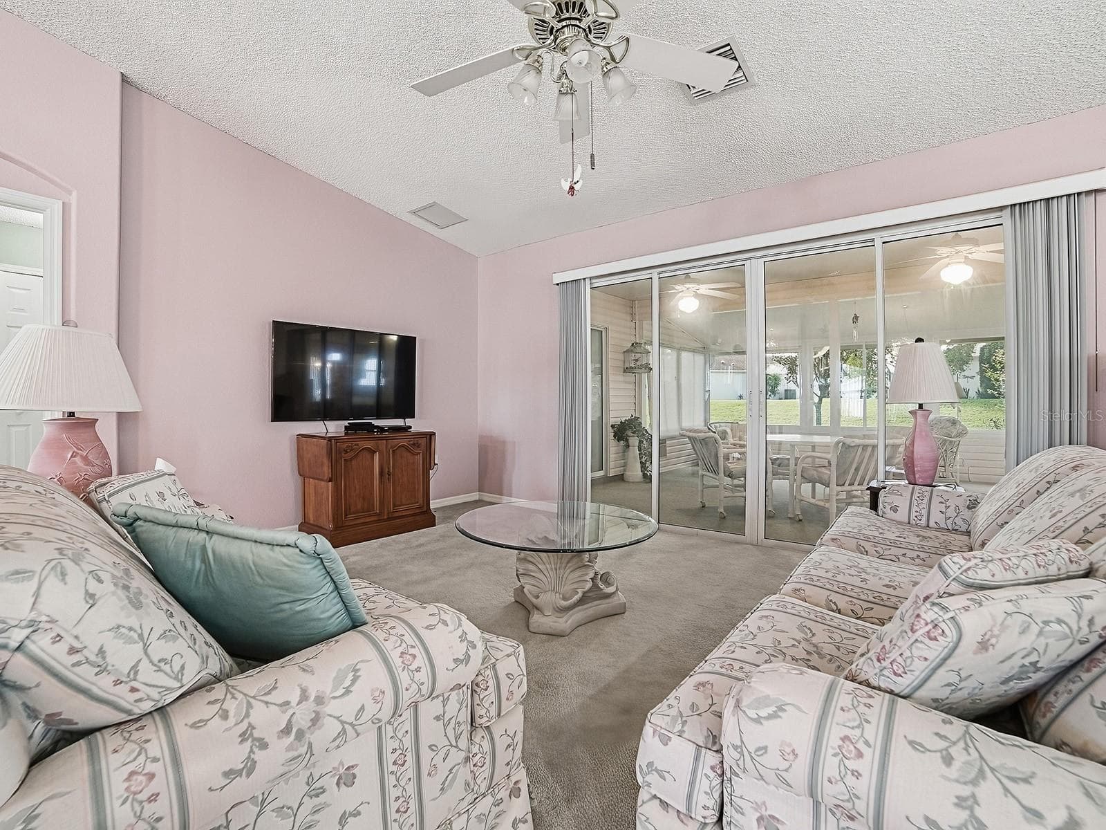 MAIN LIVING AREA WITH VIEW TO LANAI - 1040 EAGLES LNDG, LEESBURG