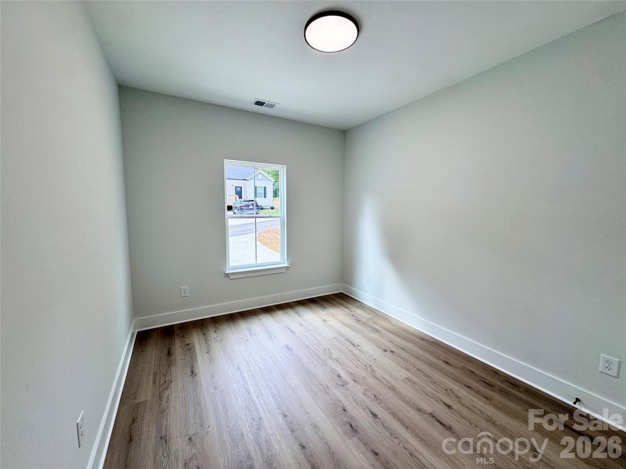 Single Family Residence at 606 E Robinson Street, Dallas, photo 11 of 17