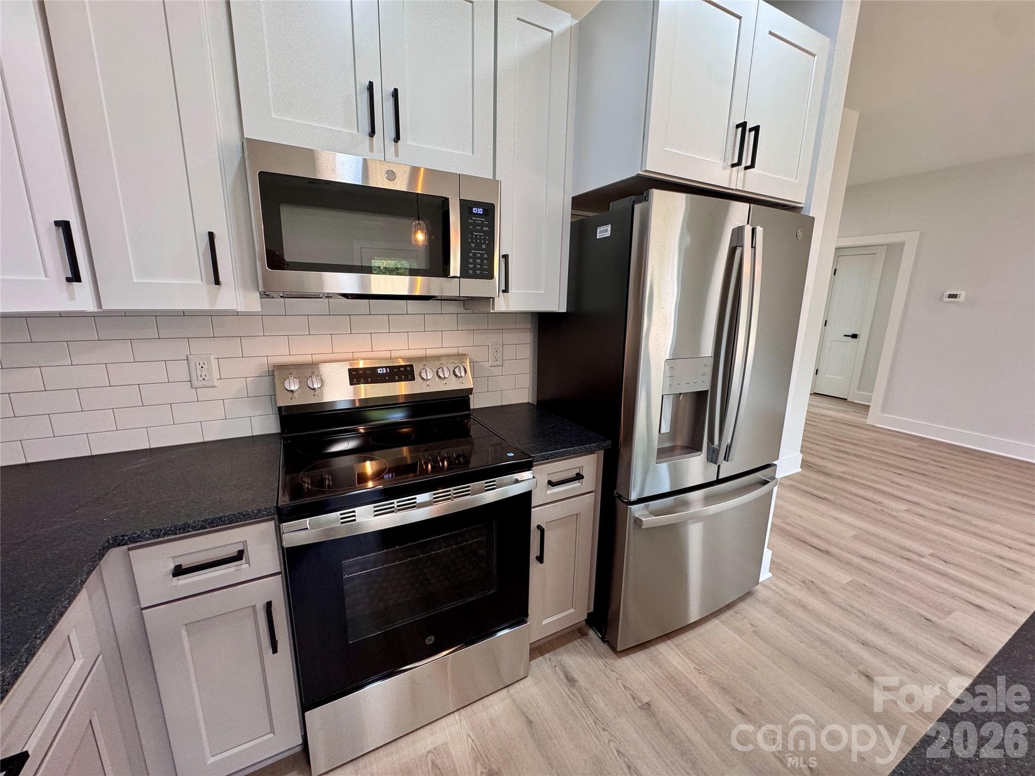 Single Family Residence at 606 E Robinson Street, Dallas, photo 15 of 17