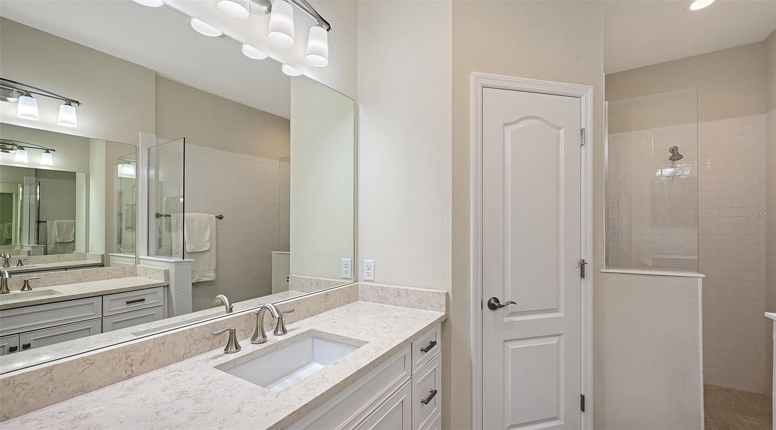 Villa at 2984 SKY BLUE CV, BRADENTON, photo 21 of 51