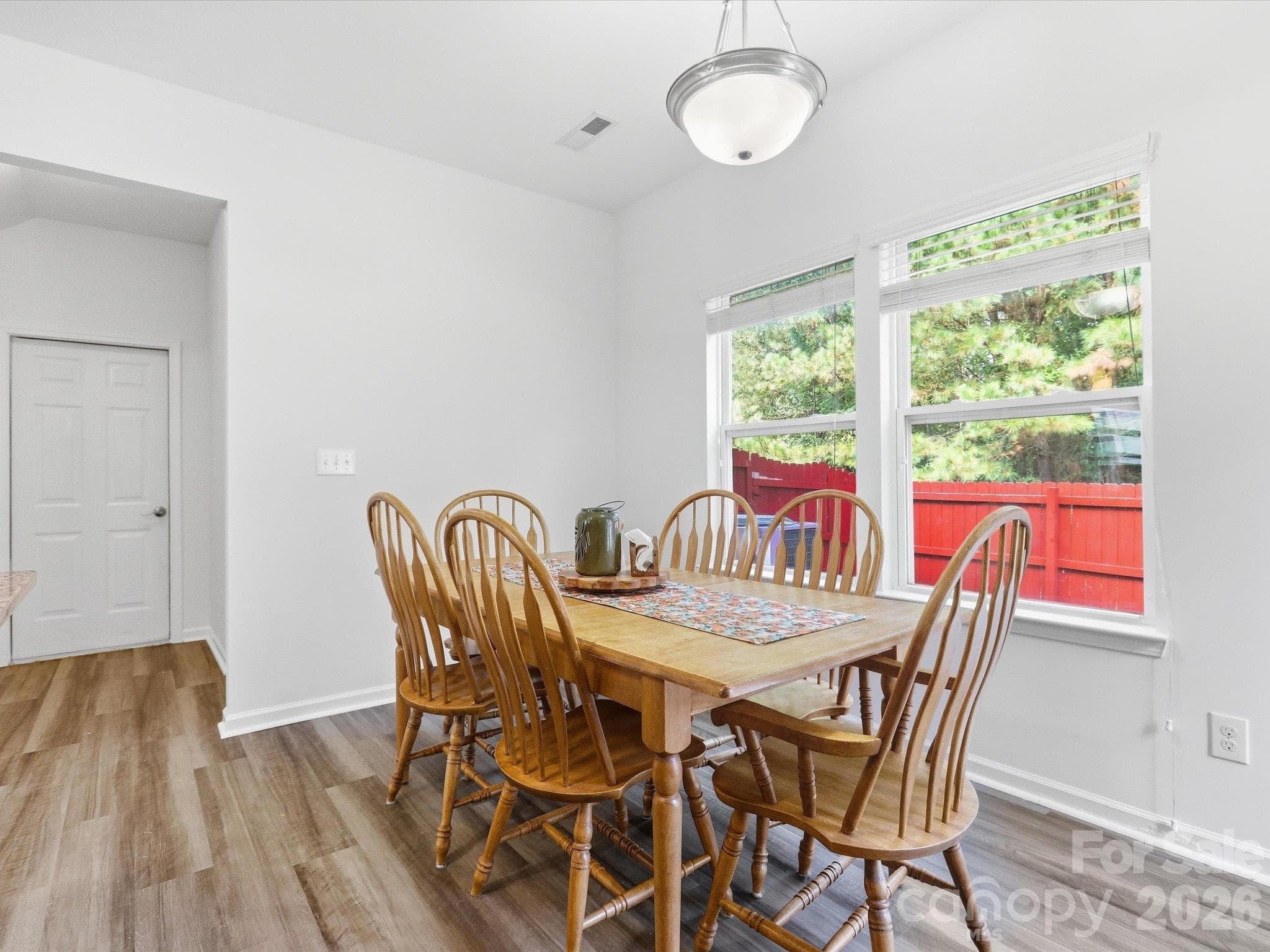 Breakfast Nook - 2104 Argentum Avenue, Indian Land