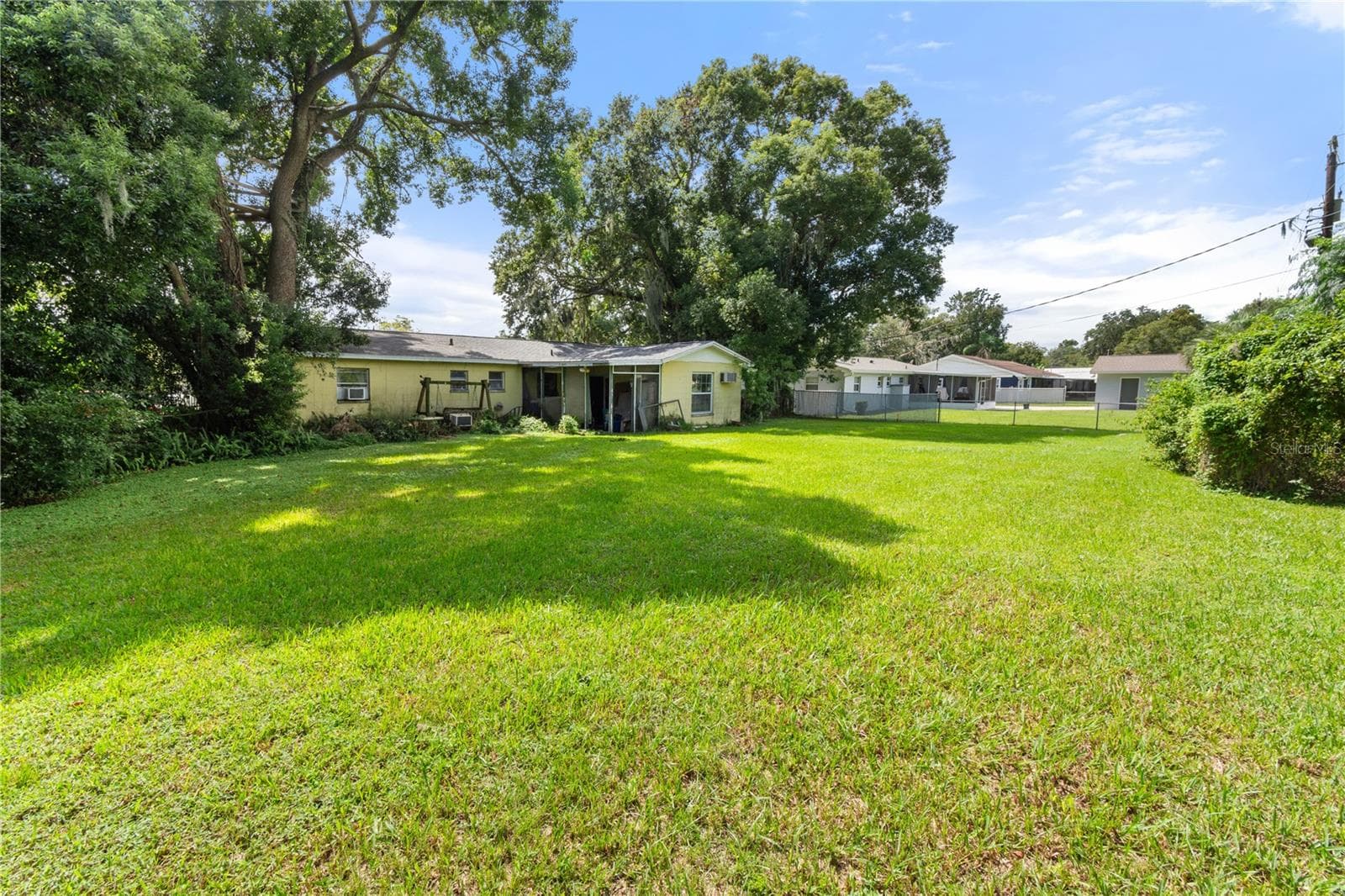 Single Family Residence at 1572 CHURCHILL CT, LAKELAND, photo 15 of 16