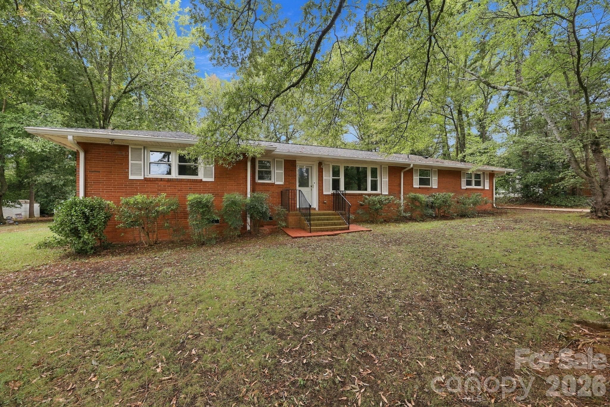 Single Family Residence at 7029 Linda Lake Drive, Charlotte, photo 33 of 33