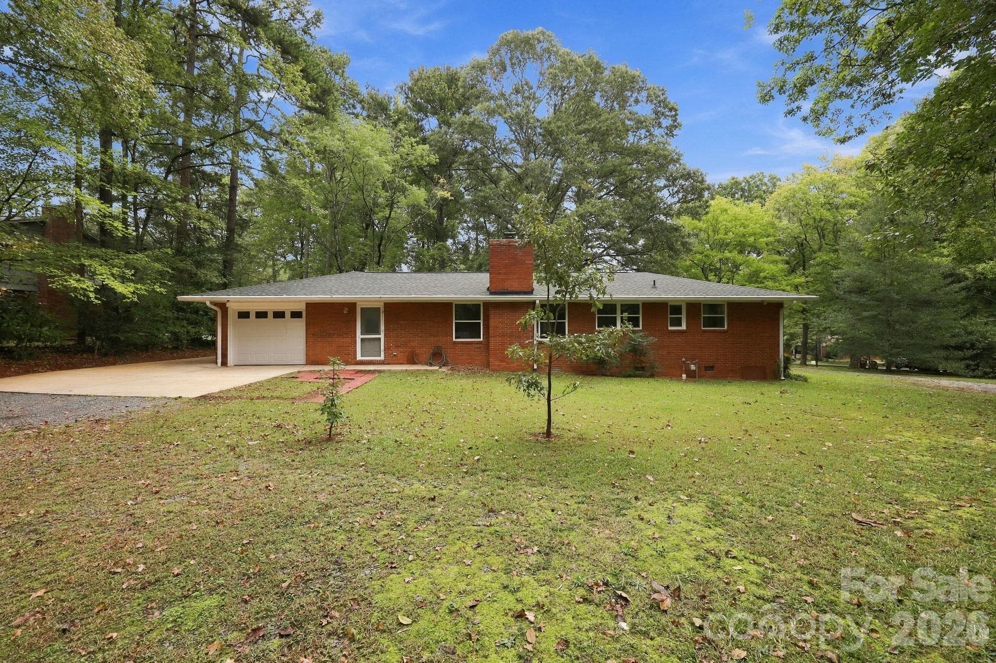 Single Family Residence at 7029 Linda Lake Drive, Charlotte, photo 31 of 33
