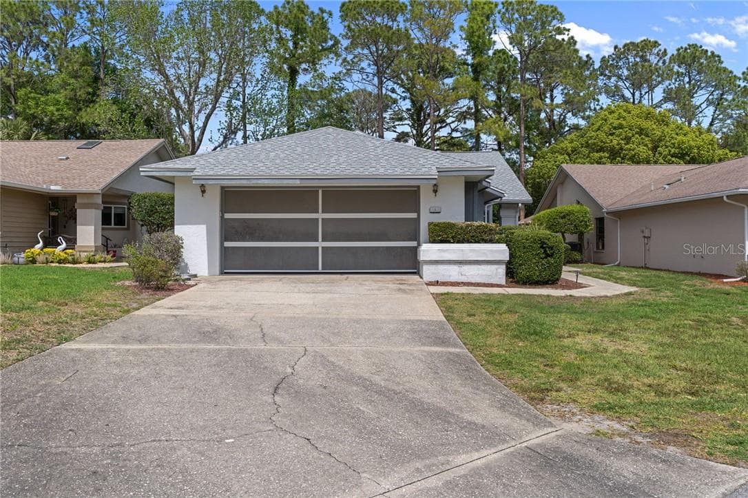 1 Medinah DR W, HOMOSASSA FL 34446