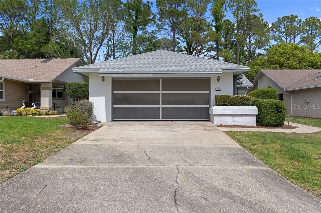 Single Family Residence at 1 Medinah DR W, HOMOSASSA FL 34446, photo 2 of 56