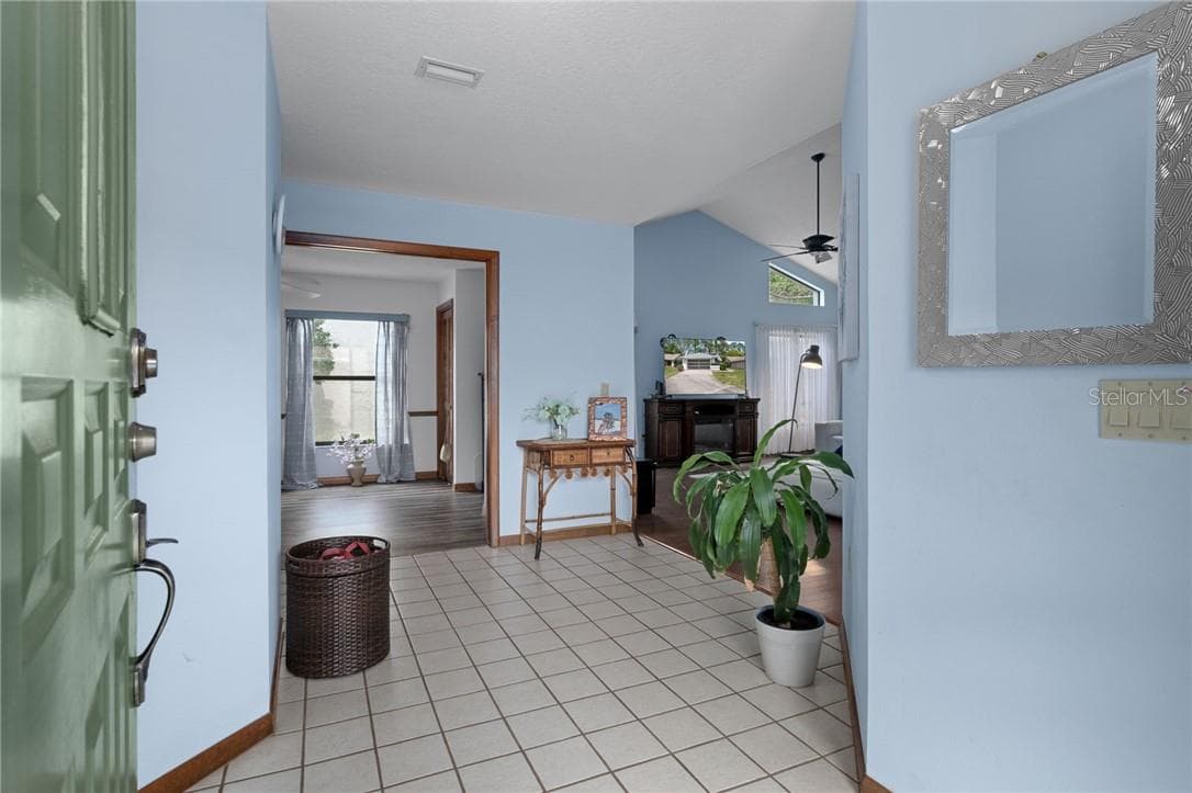 Single Family Residence at 1 Medinah DR W, HOMOSASSA FL 34446, photo 5 of 56