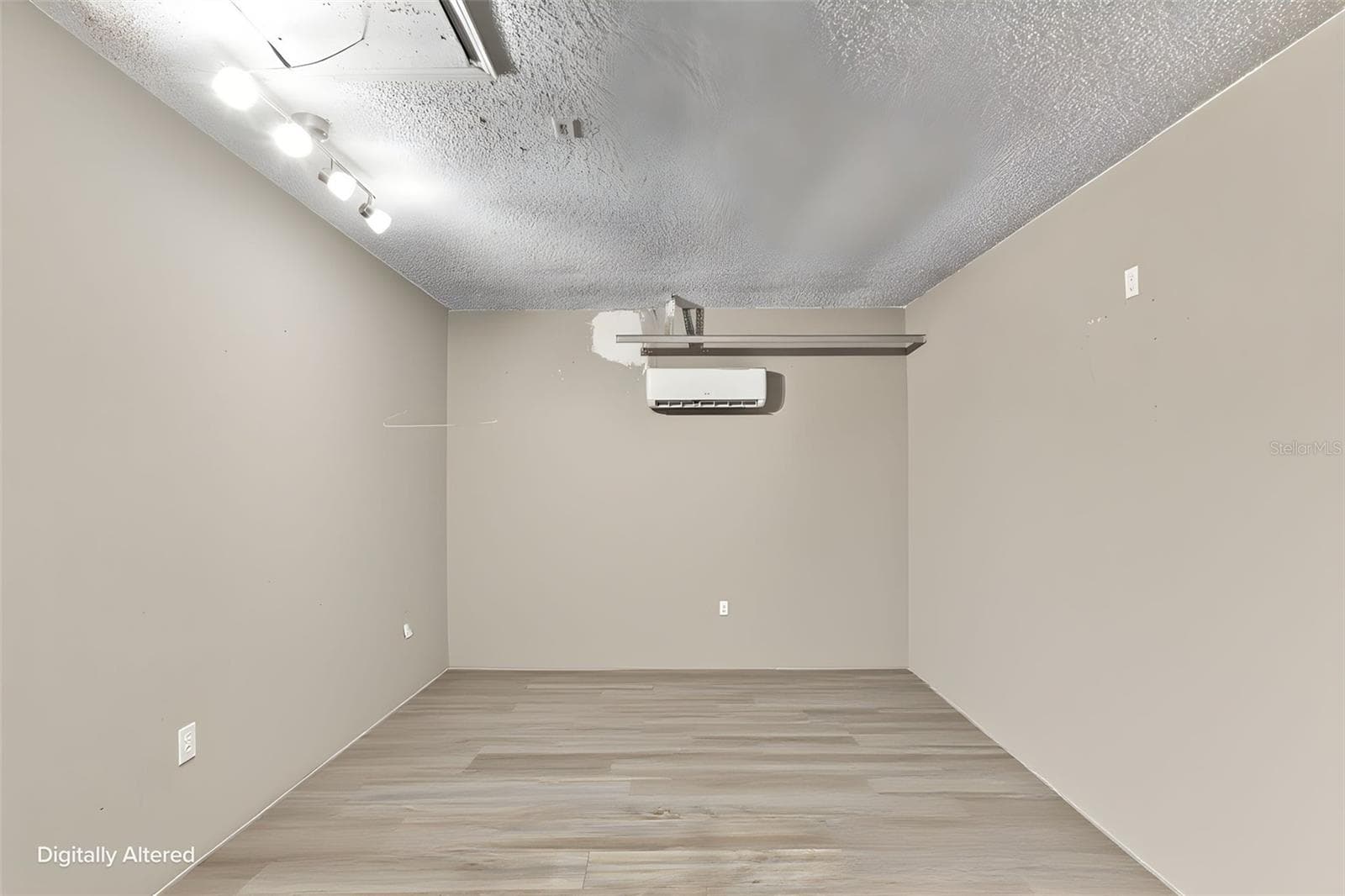 Garage conversion cleared. - 2992 INCA CT, DELTONA