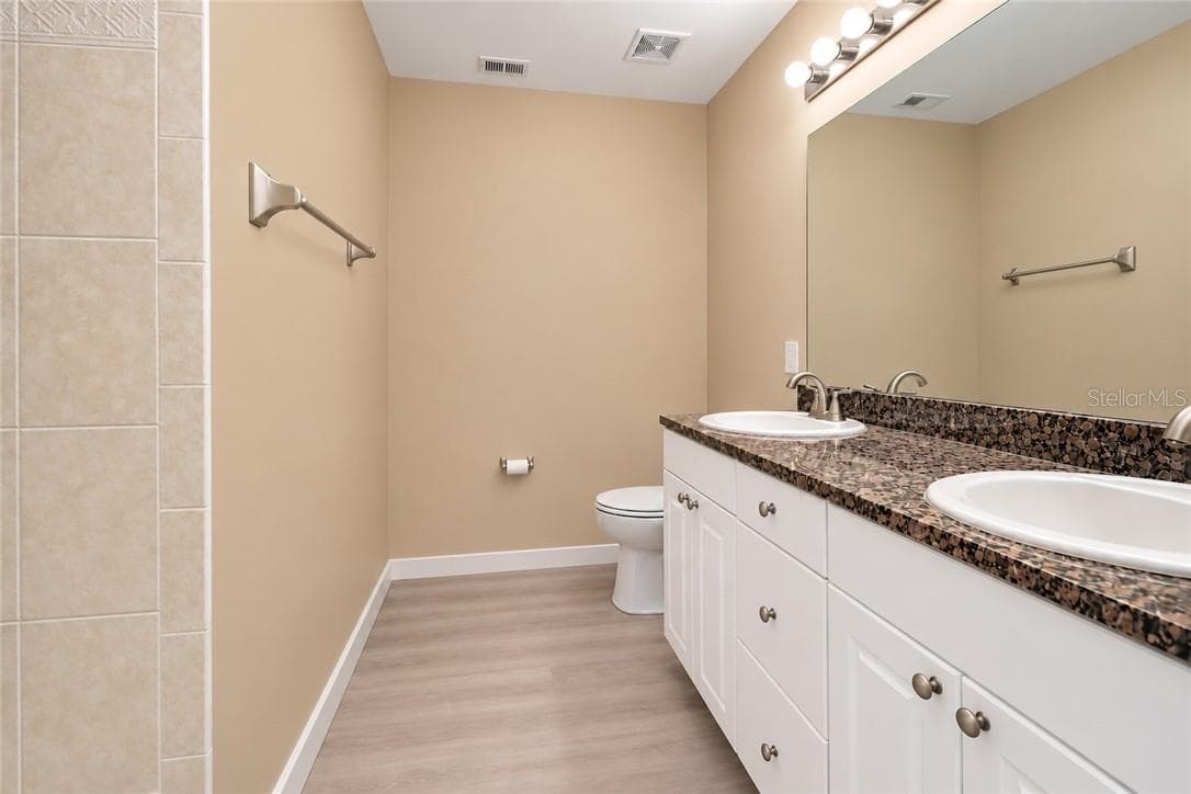 Primary Bathroom - 4450 E windmill DR #206, INVERNESS FL 34453, Inverness