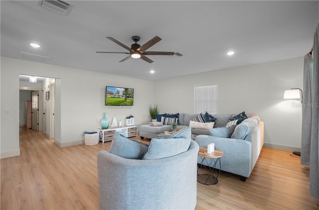 Single Family Residence at 520 Lakewood DR, INVERNESS FL 34450, photo 18 of 60