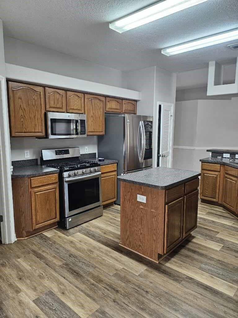 Single Family Residence at 12721 STANDBRIDGE DR, RIVERVIEW, photo 4 of 13