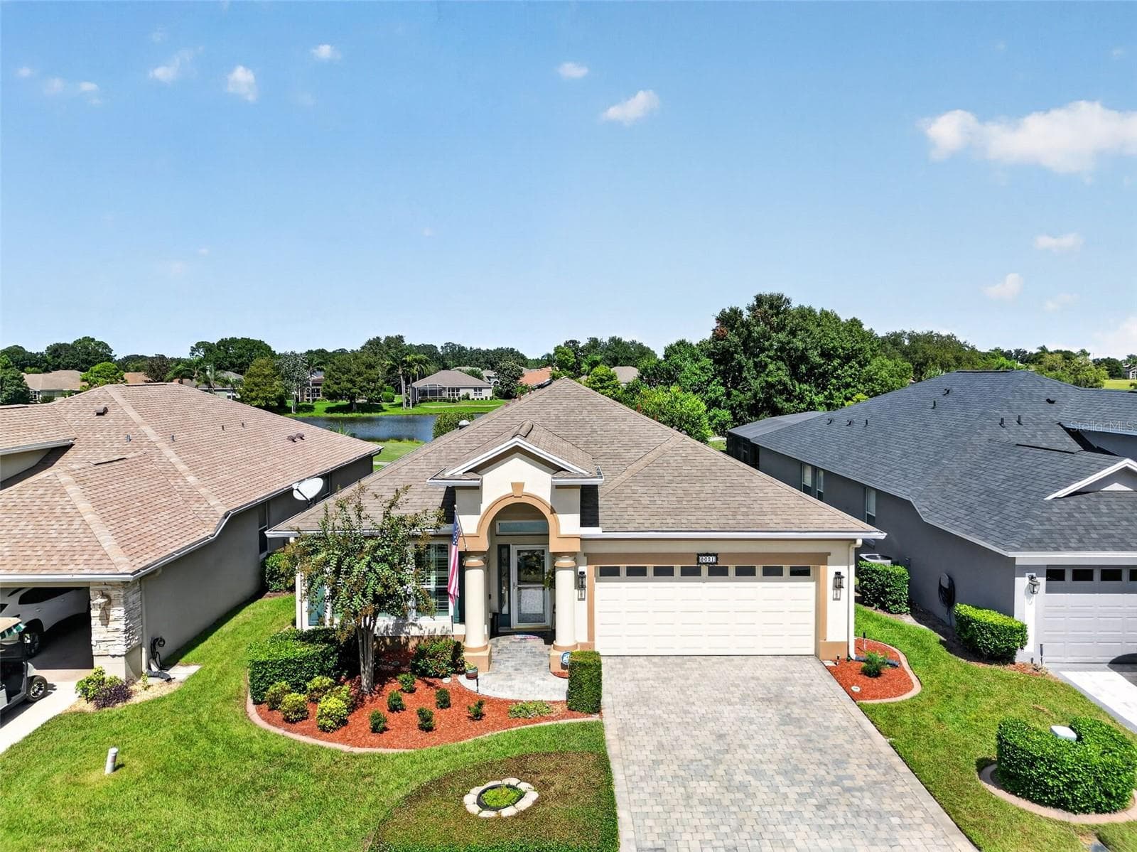 Single Family Residence at 8021 SAINT JAMES WAY, MOUNT DORA, photo 3 of 46