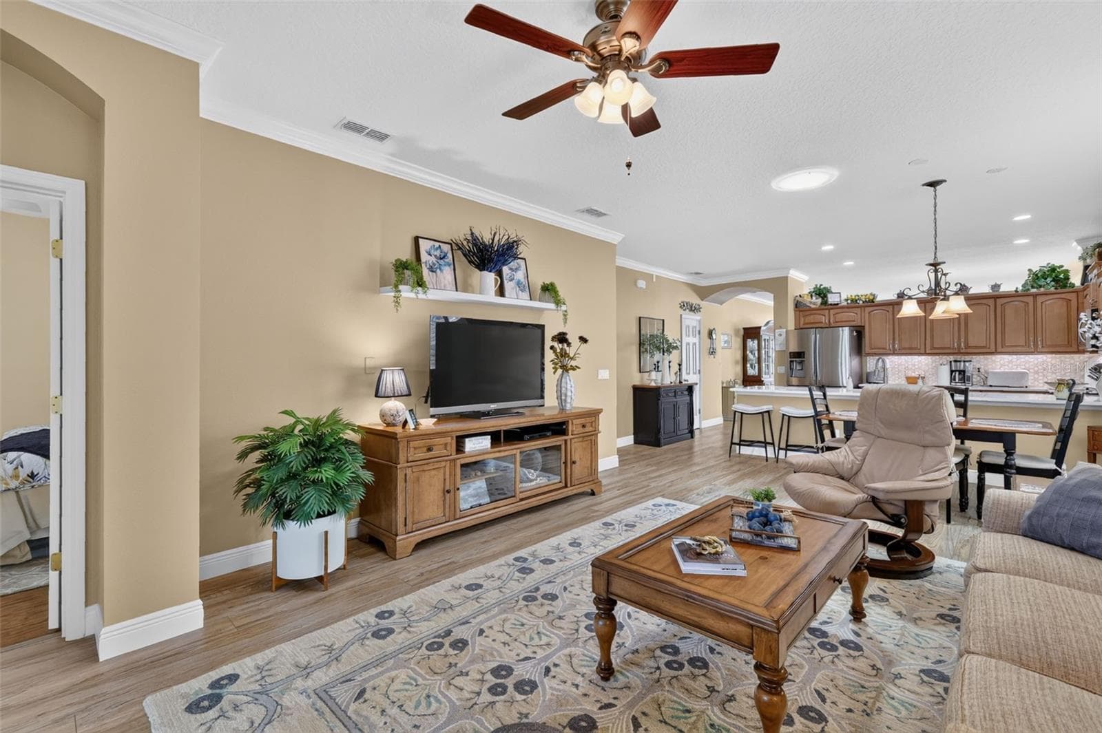 Single Family Residence at 8021 SAINT JAMES WAY, MOUNT DORA, photo 27 of 46