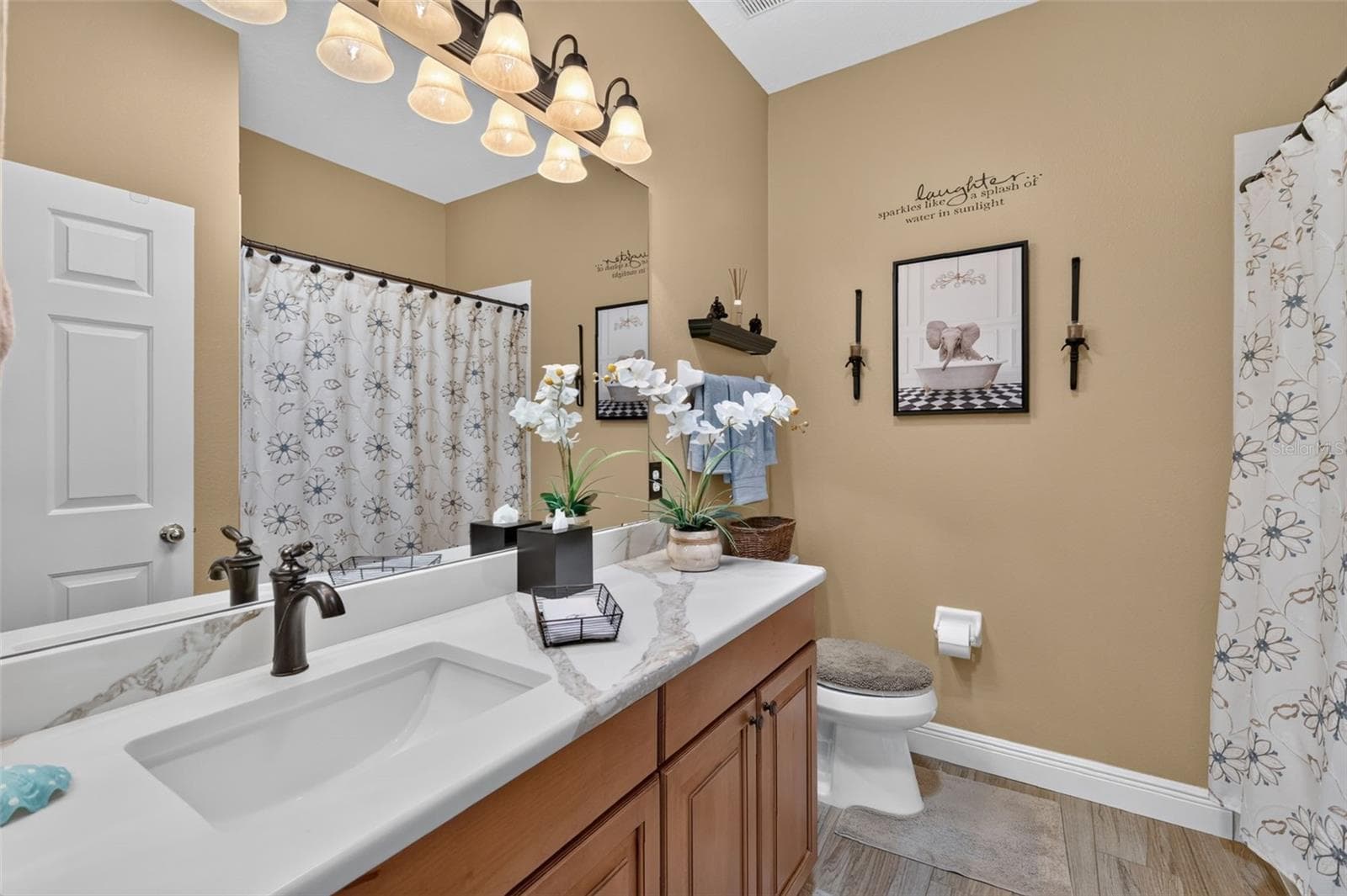 Single Family Residence at 8021 SAINT JAMES WAY, MOUNT DORA, photo 37 of 46