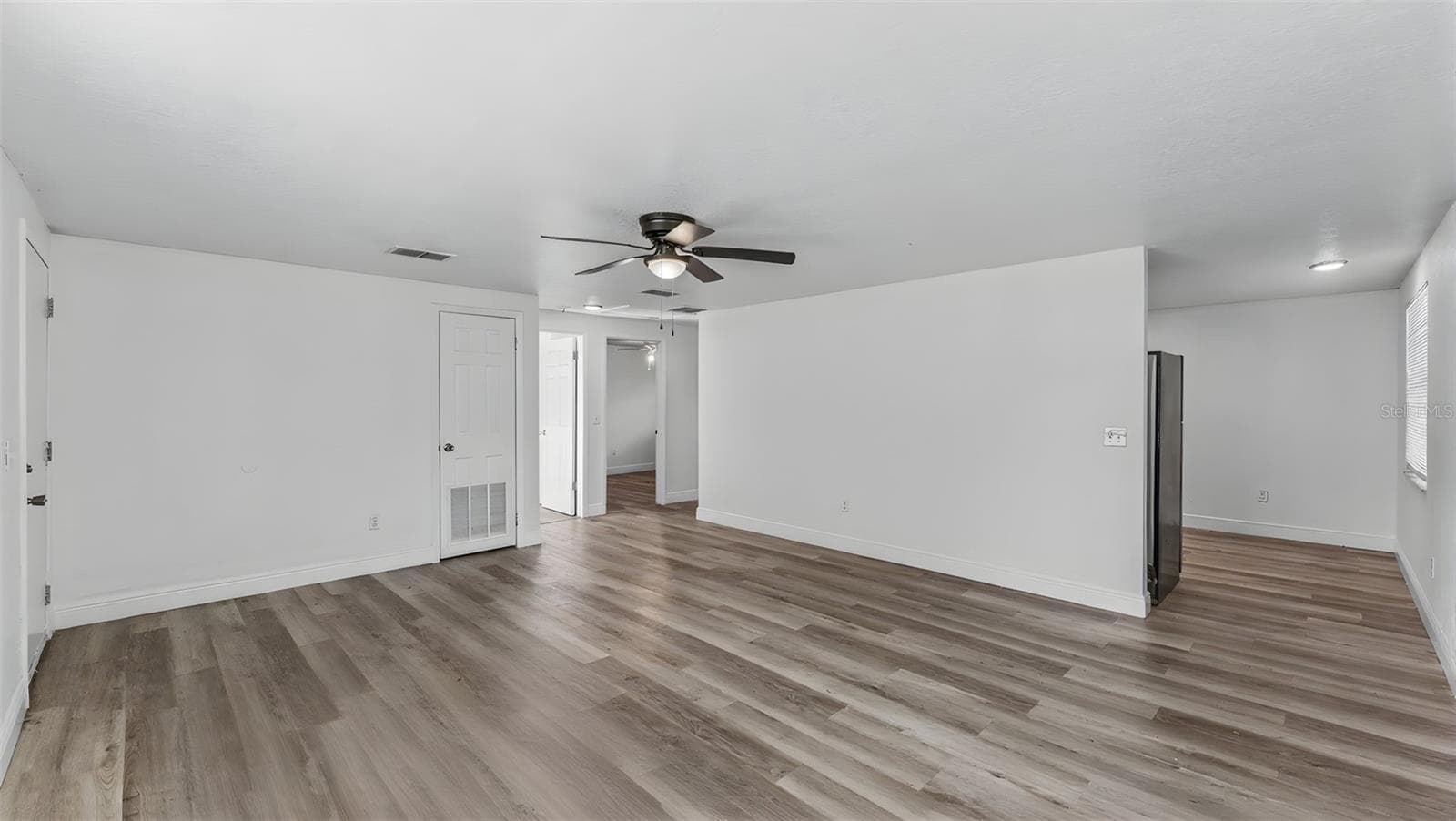 Duplex at 1412 E RENFRO ST, PLANT CITY, photo 11 of 20