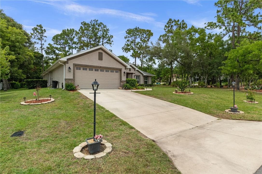 Single Family Residence at 2 Balsam DR, HOMOSASSA FL 34446, photo 6 of 51