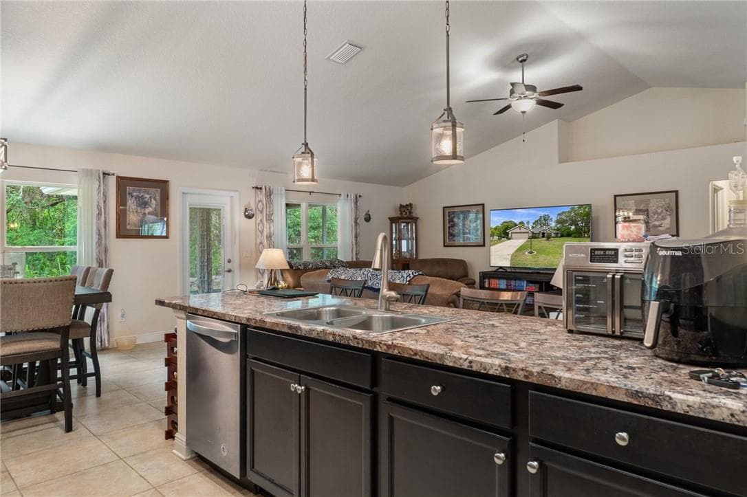 Single Family Residence at 2 Balsam DR, HOMOSASSA FL 34446, photo 24 of 51