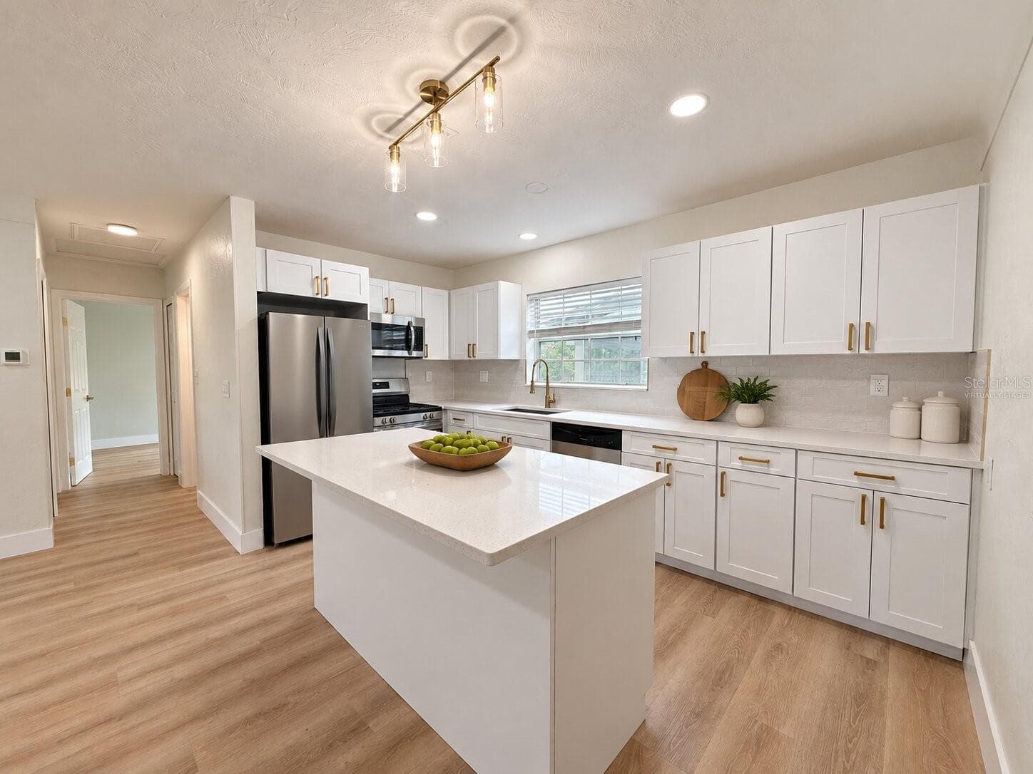 Virtually Staged - 4558 25TH AVE N, ST PETERSBURG