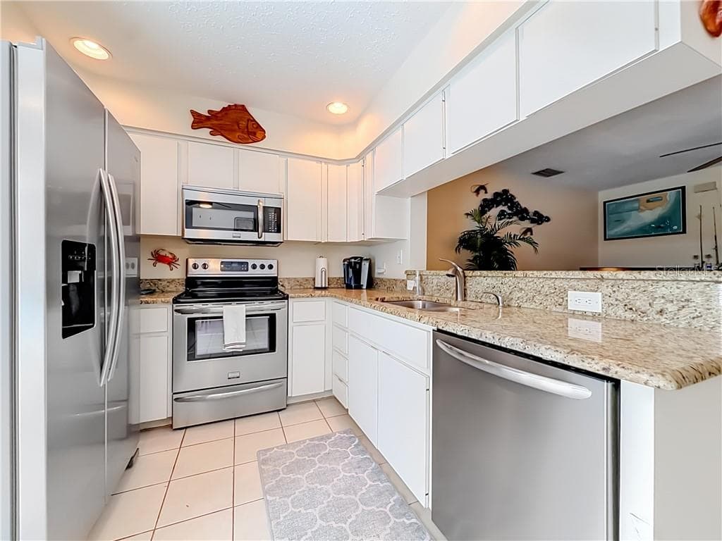 Condominium at 11025 W Harbor Watch LOOP, CRYSTALRIVER FL 34428, Crystal River, photo 12 of 61
