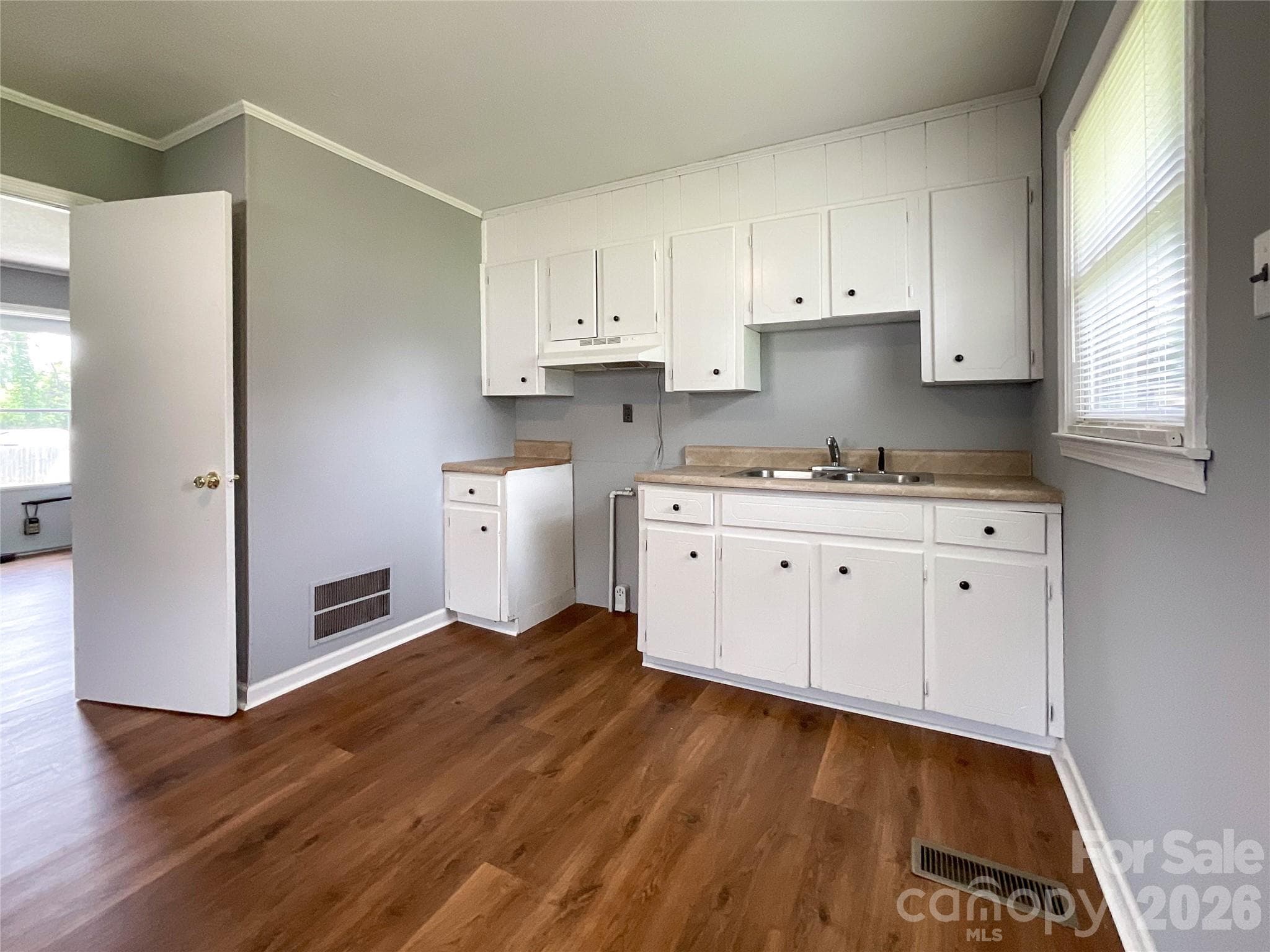 Kitchen - 102 MLK Memorial Drive, Chester