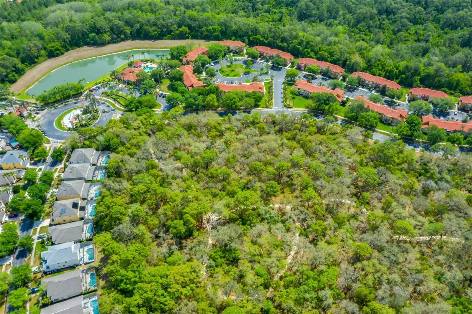 Walking Trails - 8452 CRYSTAL COVE LOOP, KISSIMMEE