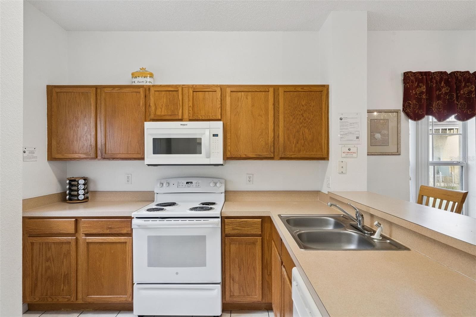 Kitchen - 8452 CRYSTAL COVE LOOP, KISSIMMEE