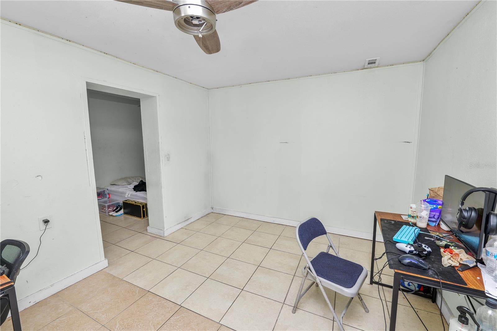 Single Family Residence at 1822 MOOSE DR, LAKELAND, photo 8 of 17