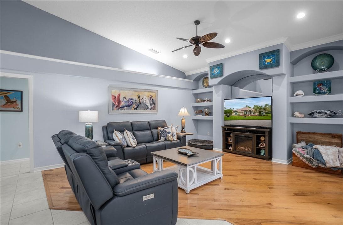 Single Family Residence at 5 Zinnias CT, HOMOSASSA FL 34446, photo 15 of 46