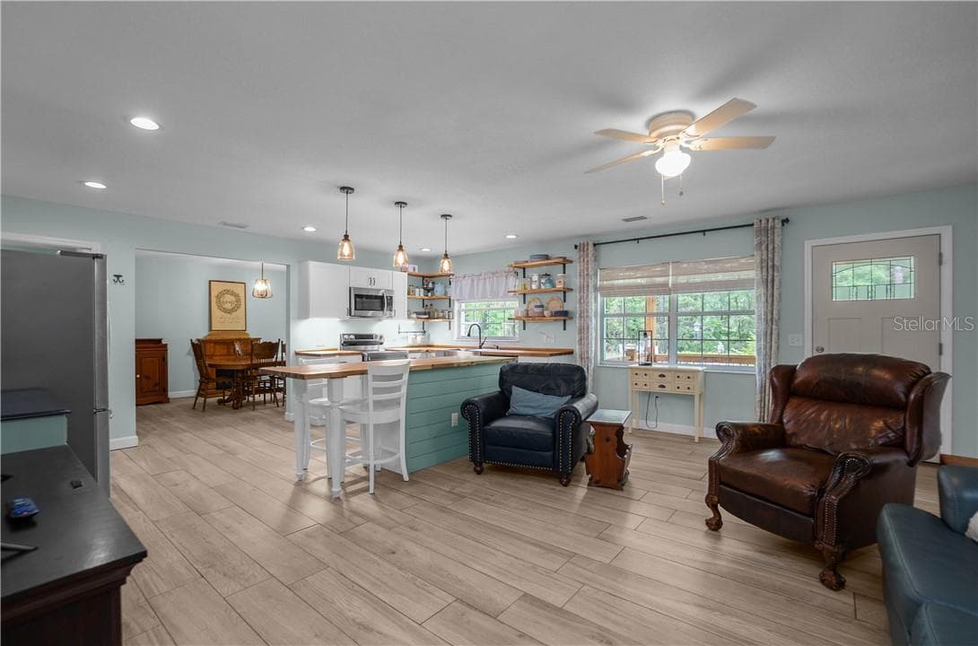 Single Family Residence at 6263 E King LN, INVERNESS FL 34452, photo 8 of 36
