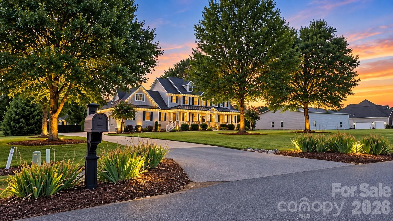 Single Family Residence at 936 Stallion Spirit Trail, Clover, photo 2 of 47