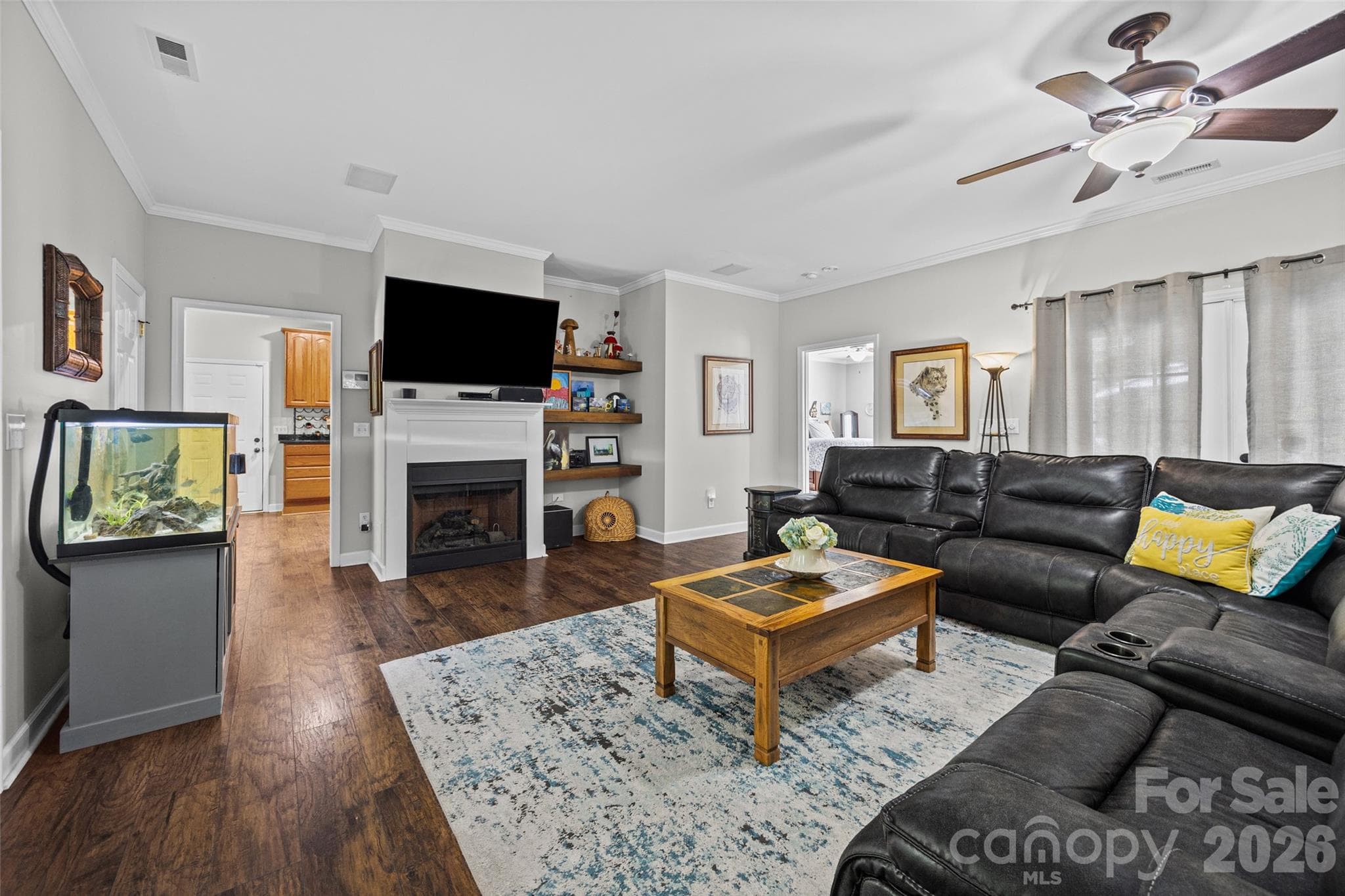 Single Family Residence at 1566 Dirt Road, Lancaster, photo 5 of 21