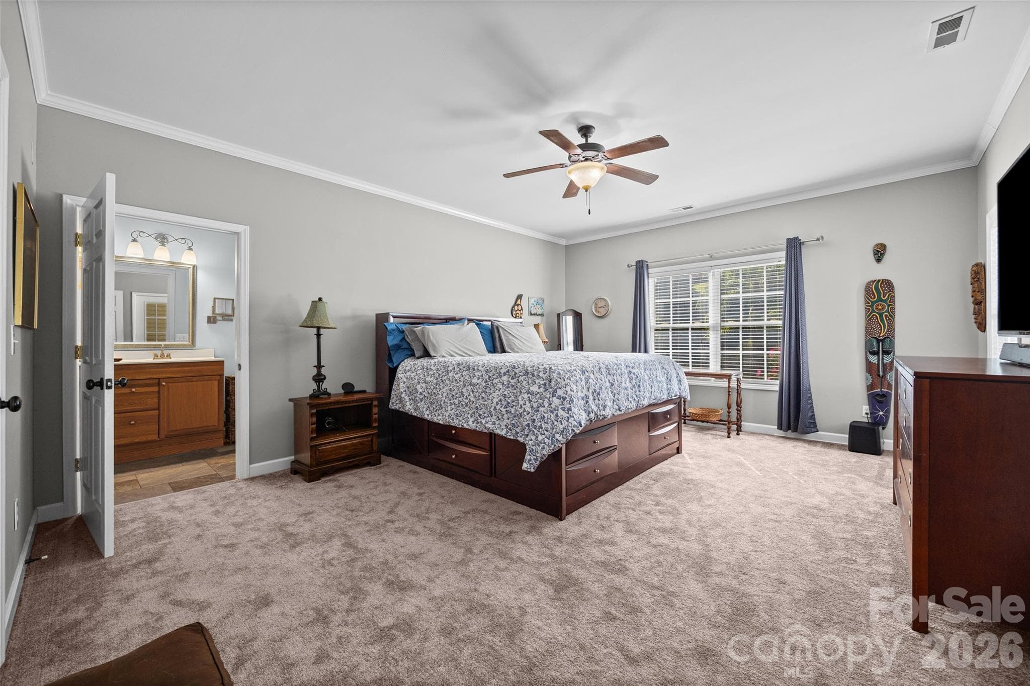 Single Family Residence at 1566 Dirt Road, Lancaster, photo 9 of 21