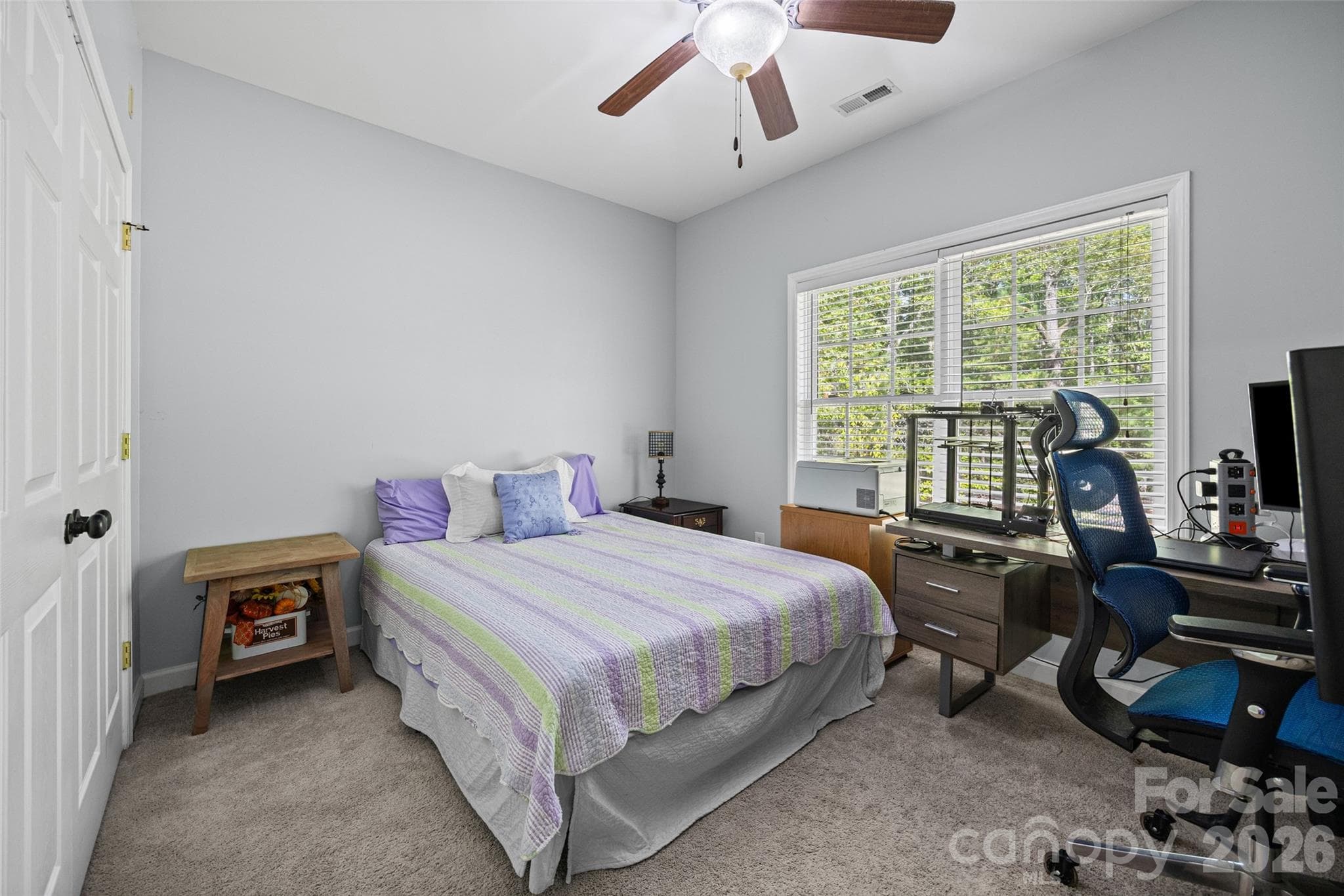 Single Family Residence at 1566 Dirt Road, Lancaster, photo 12 of 21