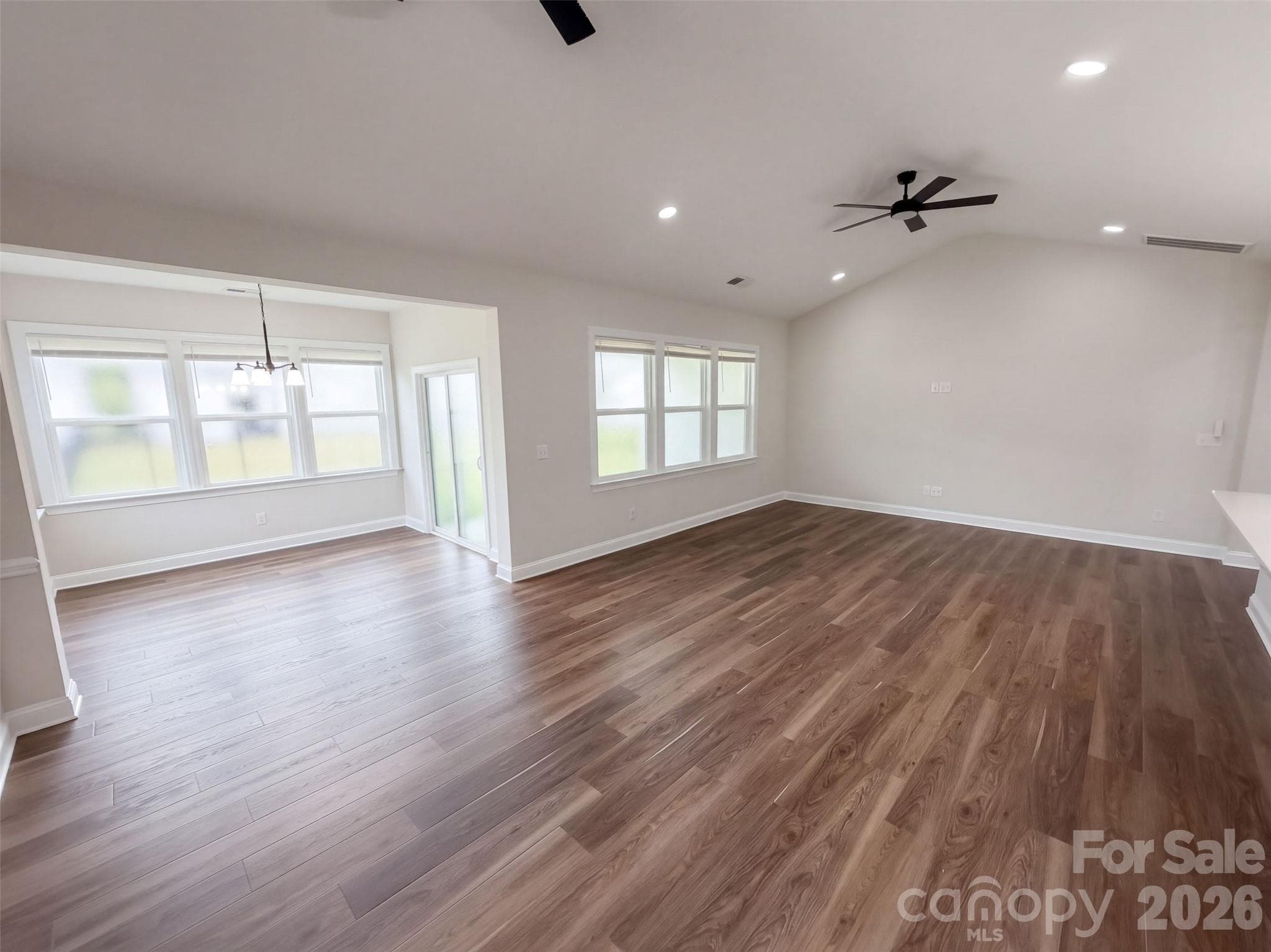 Single Family Residence at 6109 Balham Court, Charlotte, photo 3 of 33